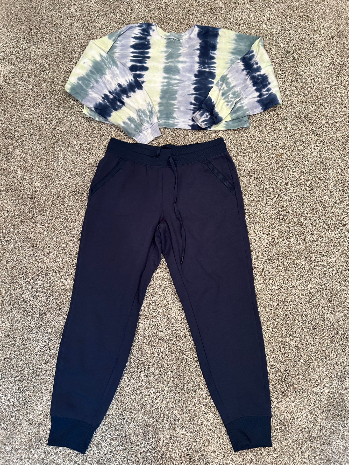 Comfy NEW Revolve Crop Tie-Dye Sweatshirt and Sweatpants/Joggers