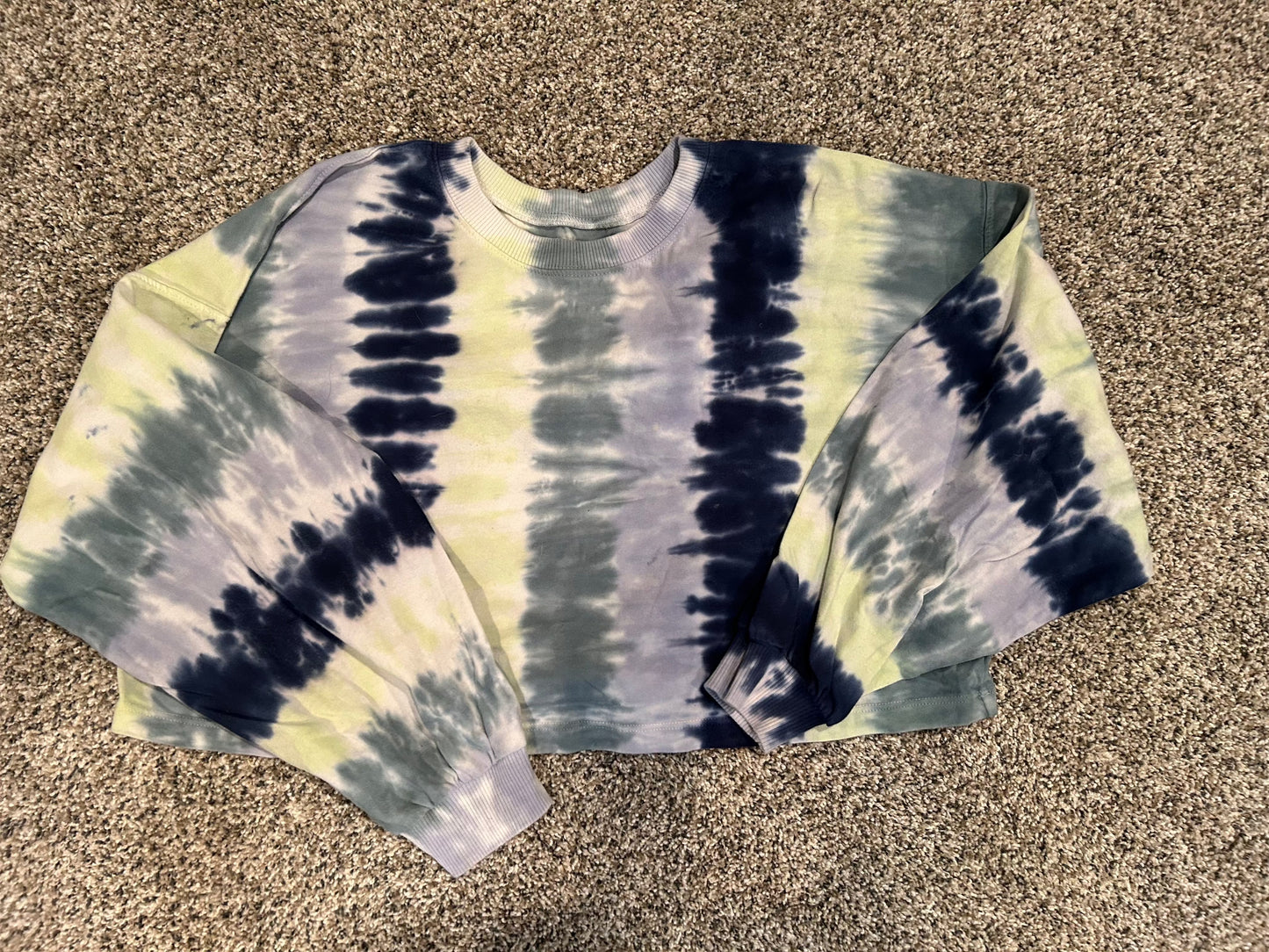 Comfy NEW Revolve Crop Tie-Dye Sweatshirt and Sweatpants/Joggers